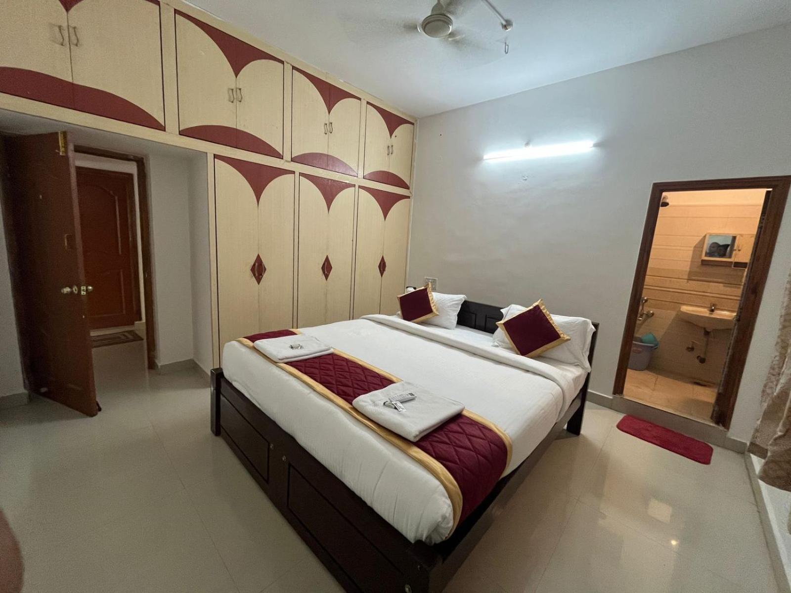 Nanda Mohan Homestay- Luxuries Ac Apartment Close To Alipiri Foothills-Kapila Teertham And Iskcon Temple Tirupati Buitenkant foto
