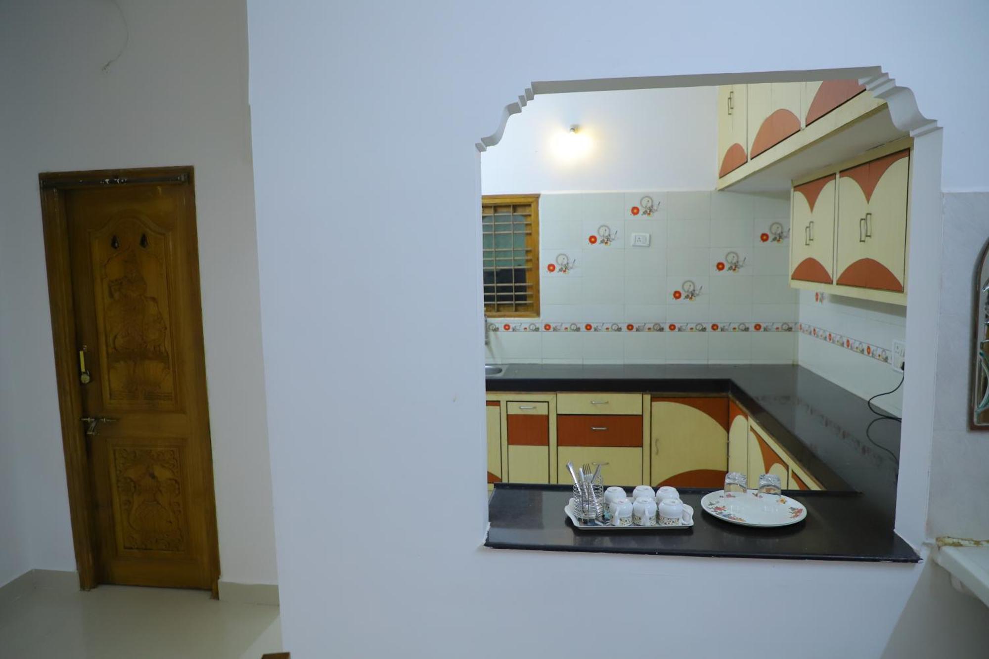 Nanda Mohan Homestay- Luxuries Ac Apartment Close To Alipiri Foothills-Kapila Teertham And Iskcon Temple Tirupati Buitenkant foto