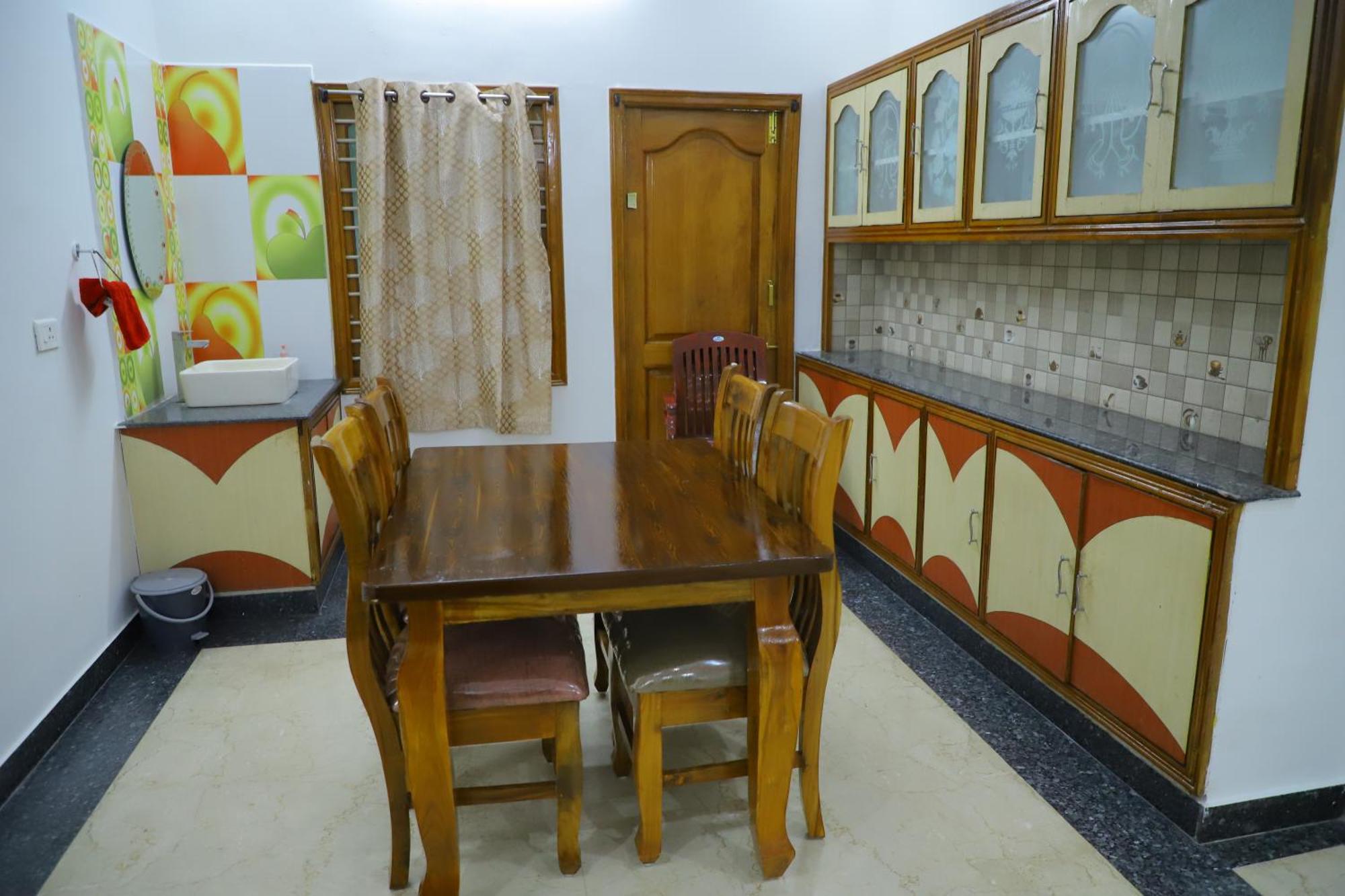 Nanda Mohan Homestay- Luxuries Ac Apartment Close To Alipiri Foothills-Kapila Teertham And Iskcon Temple Tirupati Buitenkant foto