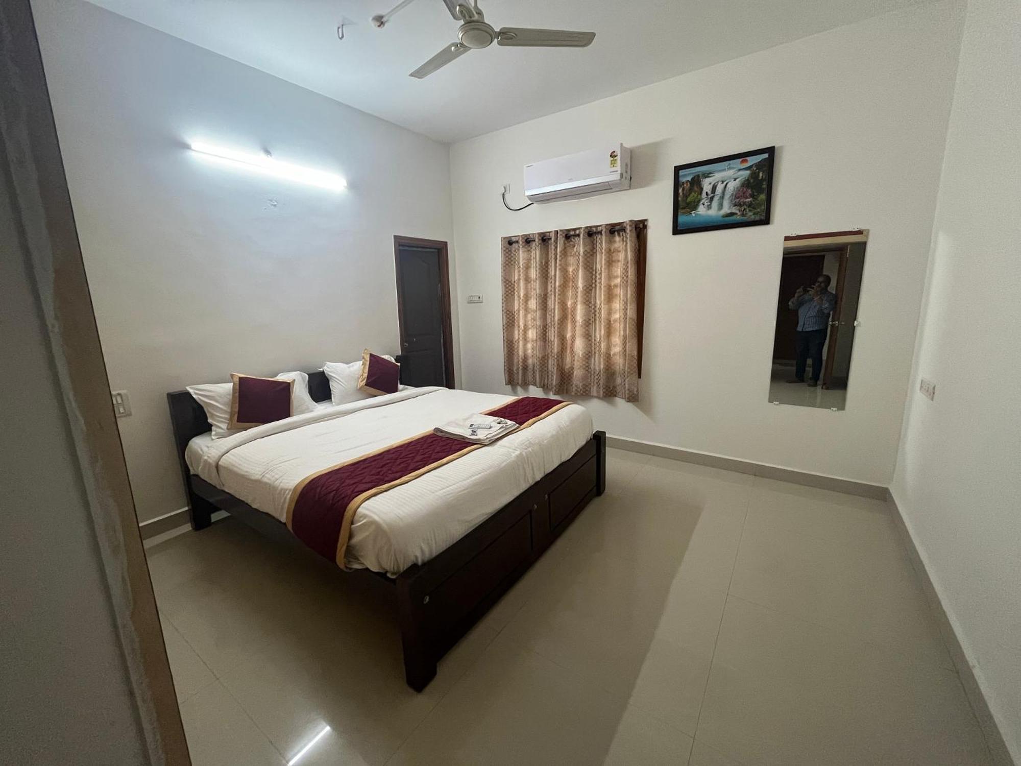 Nanda Mohan Homestay- Luxuries Ac Apartment Close To Alipiri Foothills-Kapila Teertham And Iskcon Temple Tirupati Buitenkant foto